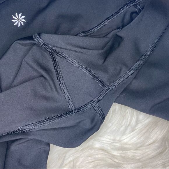 Athleta Challenge 7/8 Tight - Picture 12 of 14